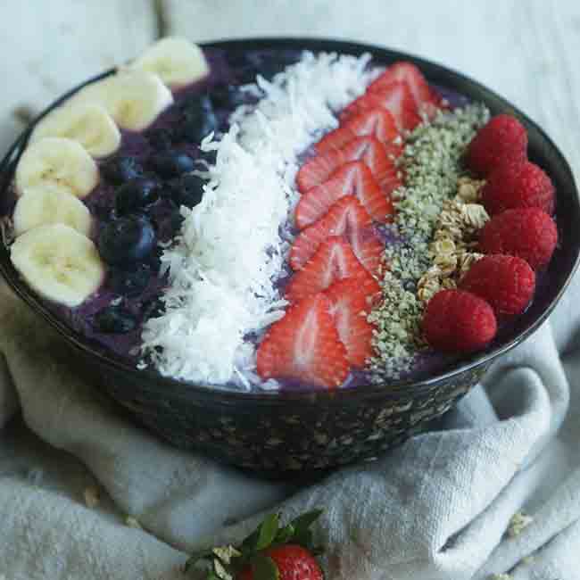 Berry Acai Bowl Recipe with Coconut, Bananas and Hemp Seeds