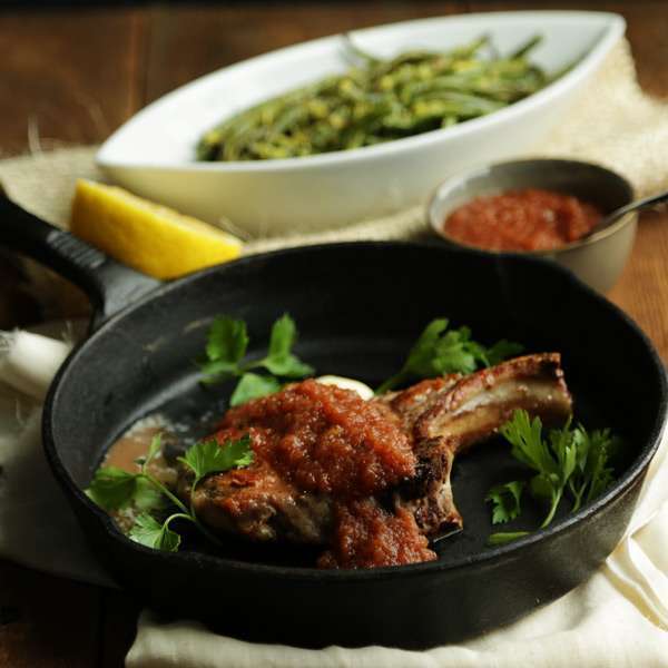 Pork Chops with Homemade Apple Sauce