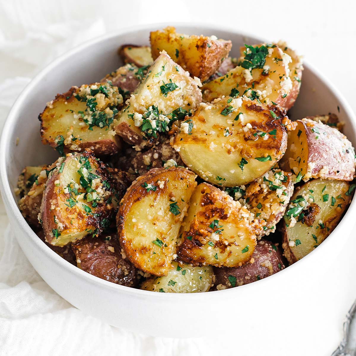 Roasted Garlic Parmesan Potatoes Recipe
