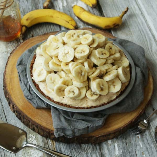 Peanut Butter Yogurt Pie with Bananas and Honey