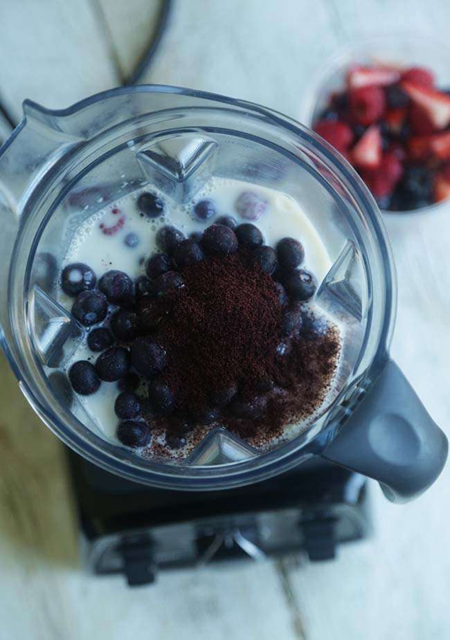 Berry Acai Bowl Recipe with Coconut, Bananas and Hemp Seeds