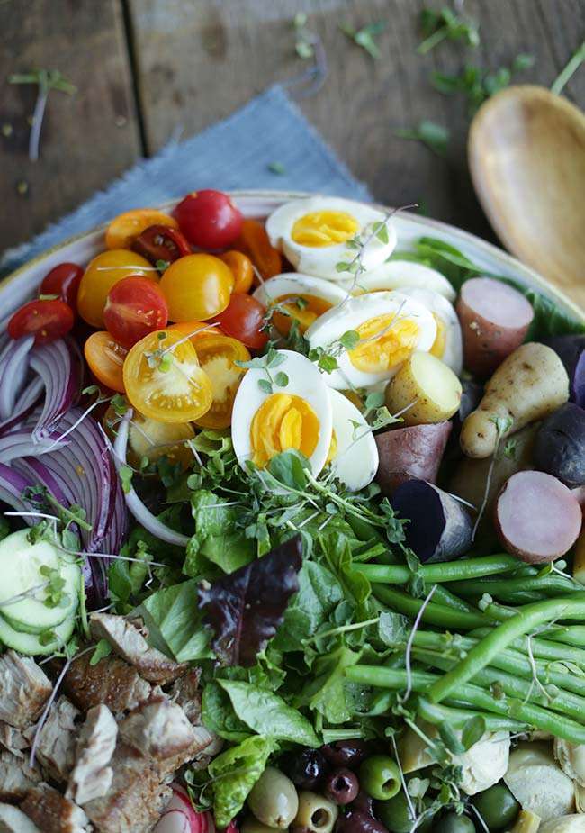 Classic-Nicoise-Salad-Recipe-vegetables