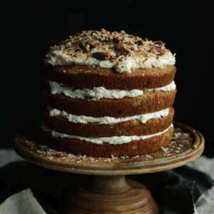 hummingbird cake with buttercream