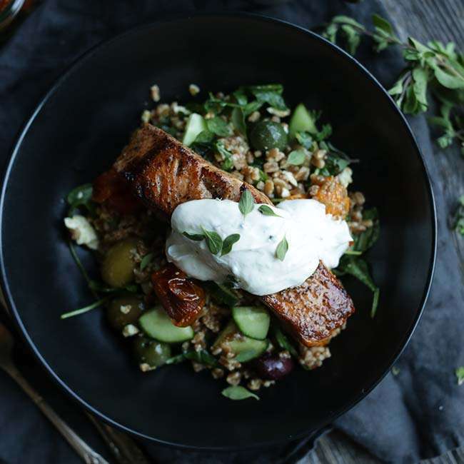 Tomato Farro Salad with Salmon and Lemon Yogurt Sauce