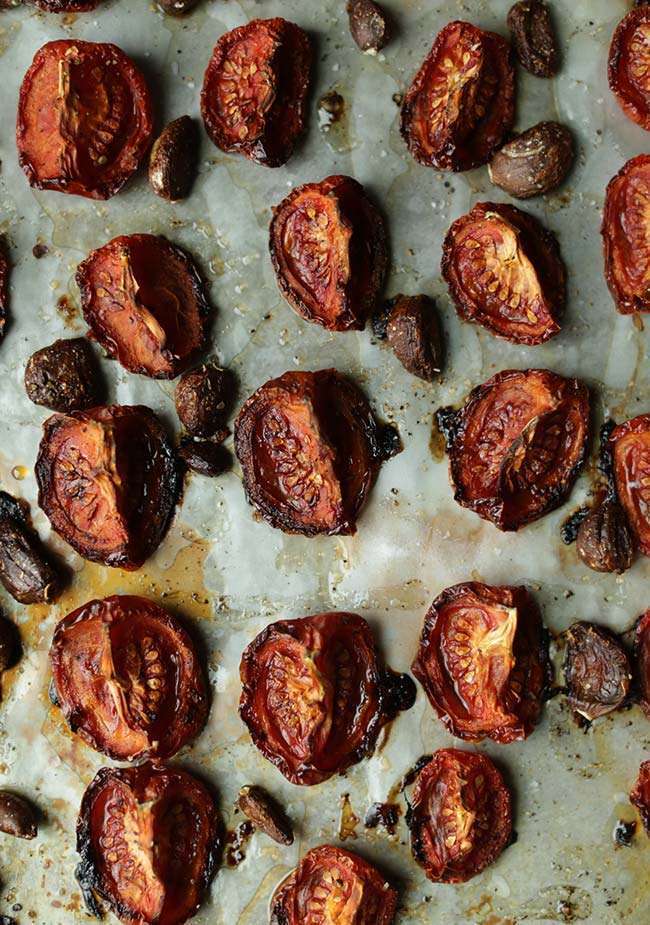 oven roasted roma tomatoes with garlic cloves