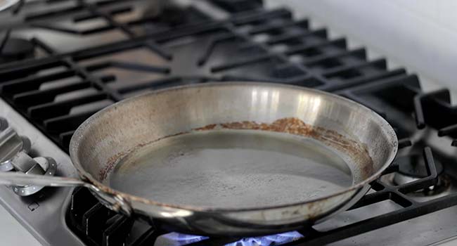 getting oil smoking in a pan