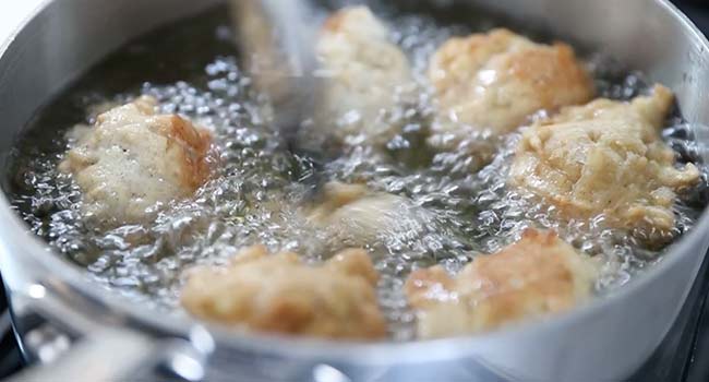 frying apple fritters