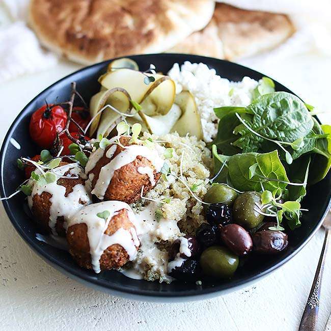 Mediterranean Quinoa Bowl Recipe with Falafel and Garlic Tahini Sauce