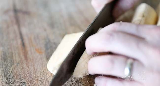 slicing plantains