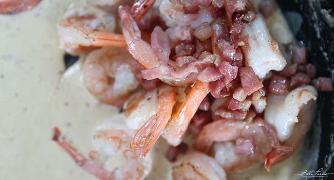 cooking shrimp with pancetta