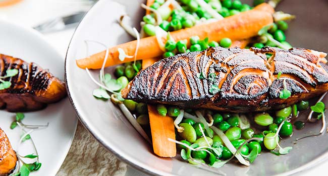 salmon with veggies