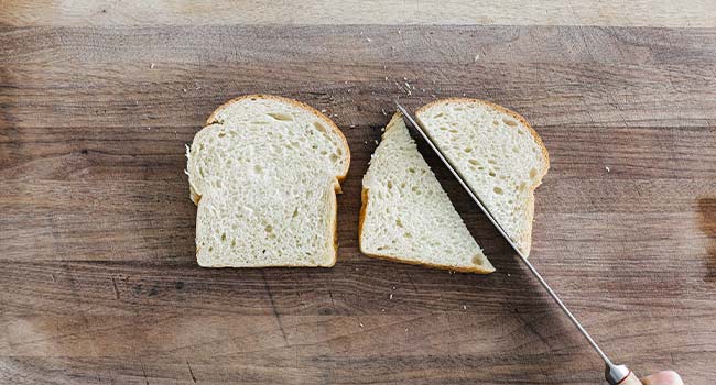 slicing bread