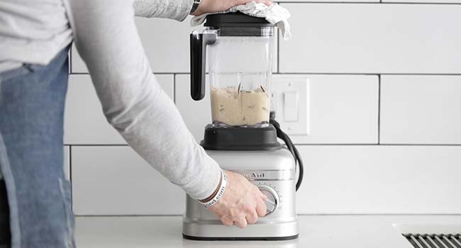 blending cooked beans in a blender