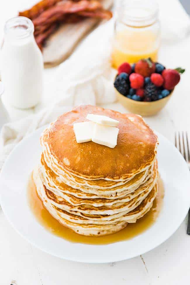 buttermilk panckes recipe with bacon, fruit and orange juice