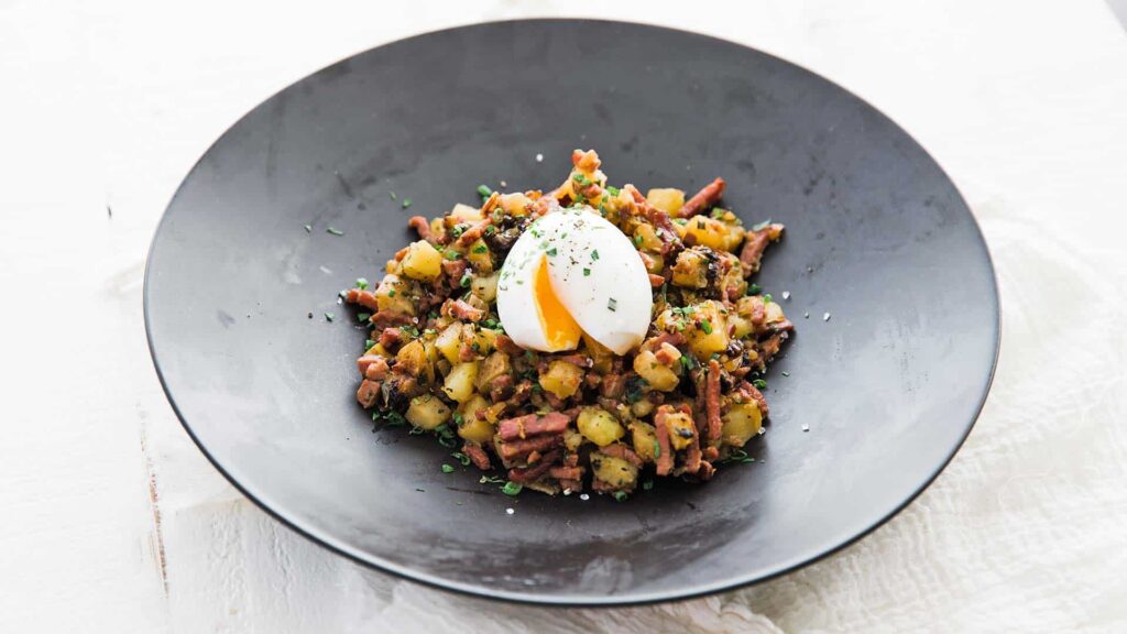 soft boiled egg with corned beef hash