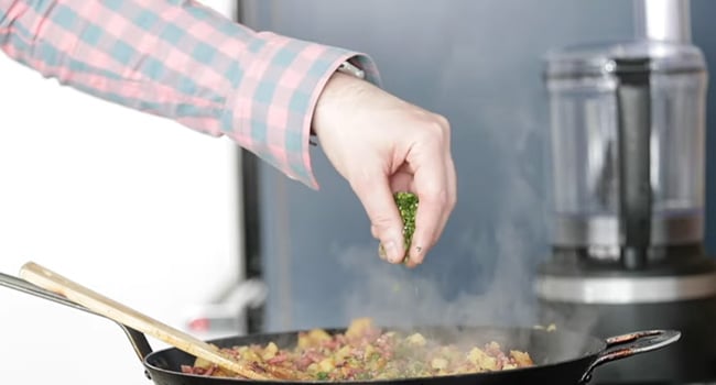 adding herbs to corned beef hash