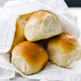 cropped-dinner-rolls-6-1.jpg