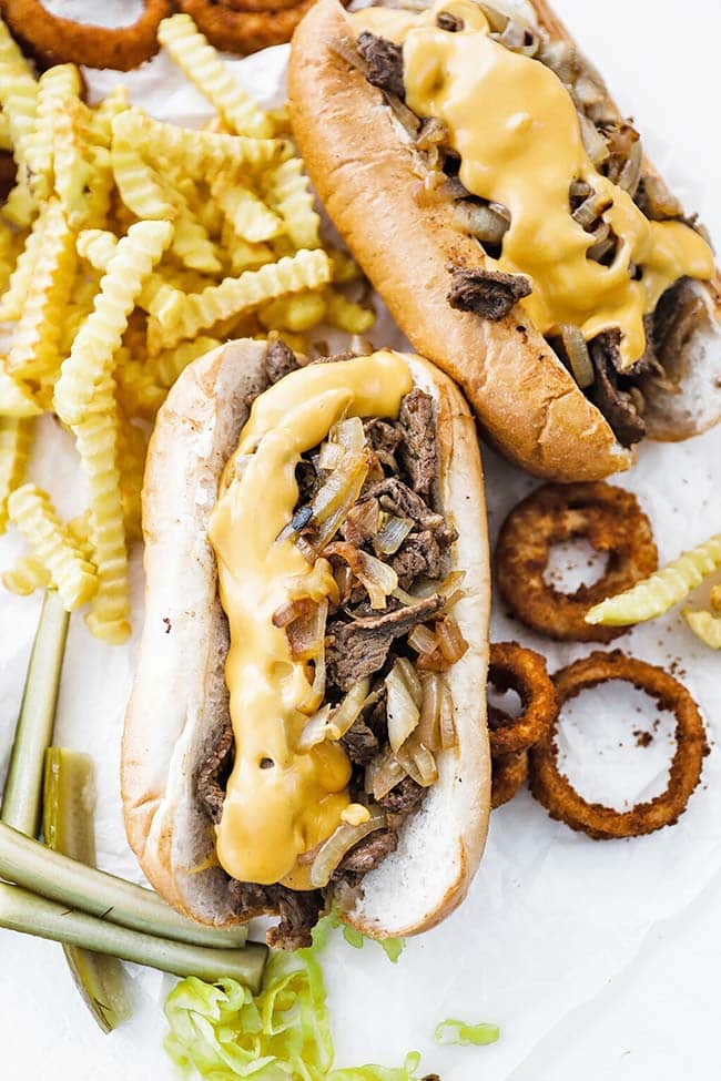 What Kind Of Sauce To Put On Philly Cheesesteak