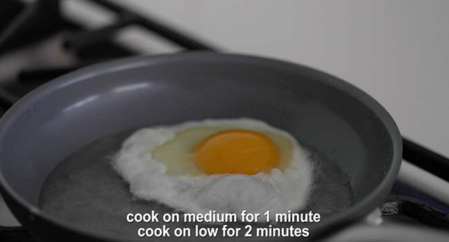 fried egg in a non stick pan