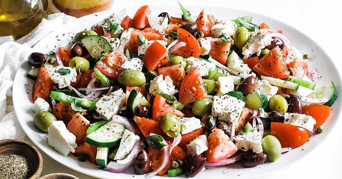 Traditional Greek Salad Recipe (Horiatiki Salata)