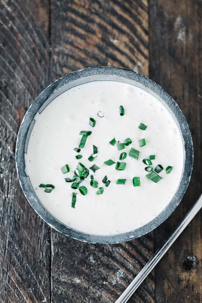 creamy horseradish sauce with chives