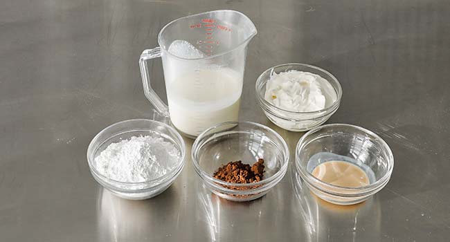 yule log cake ingredients