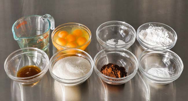 yule log ingredients in bowls