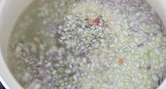 simmering vegetabes in chicken stock