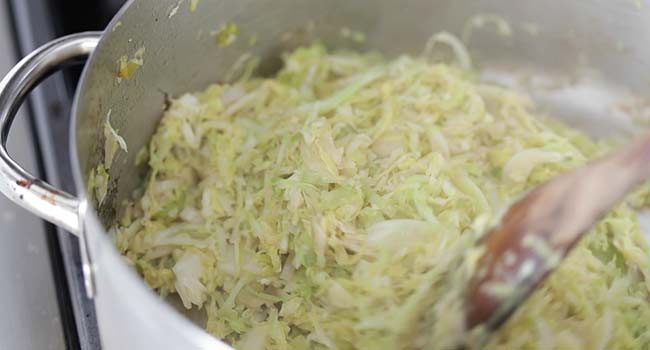 searing cabbage with leeks in bacon fat