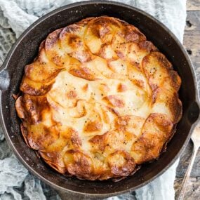 potatoes anna in a pan