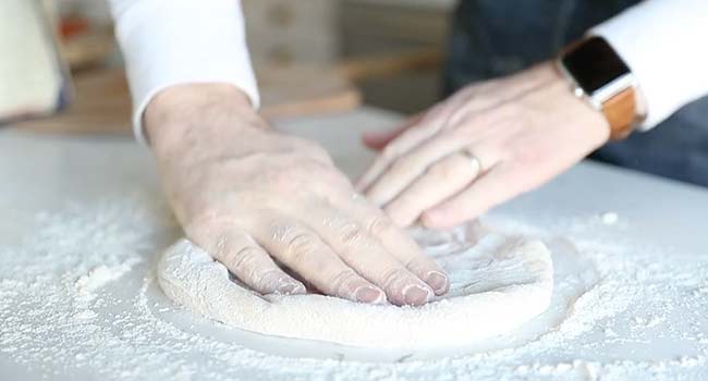 forming pizza dough