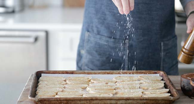 seasoning sliced bread