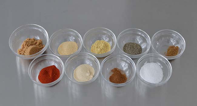 ingredients to make a bbq spice rub