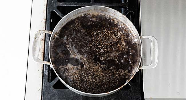 heating au jus in a pan