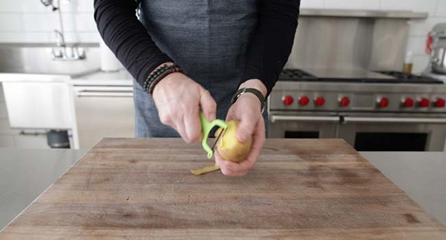 peeling yukon potatoes