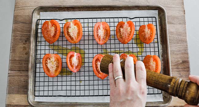 seasoning tomatoes