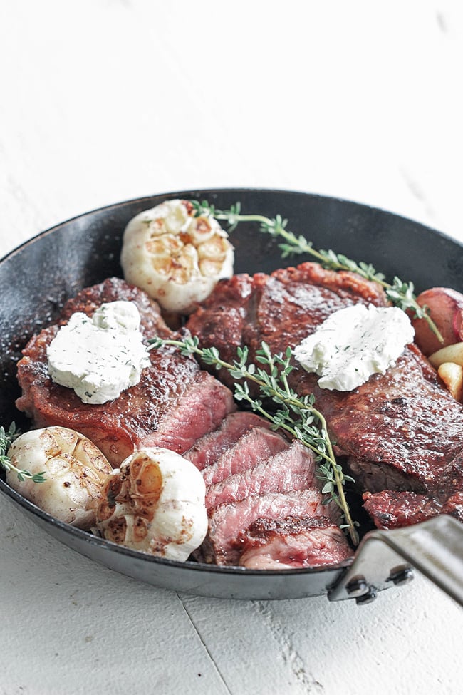 Pan-Seared Garlic-Rosemary Round Steak Recipe