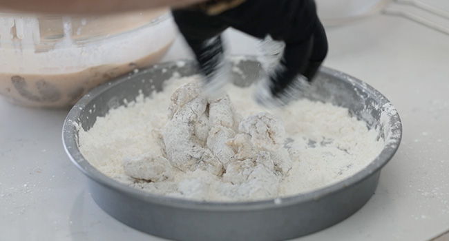 coating shrimp in flour