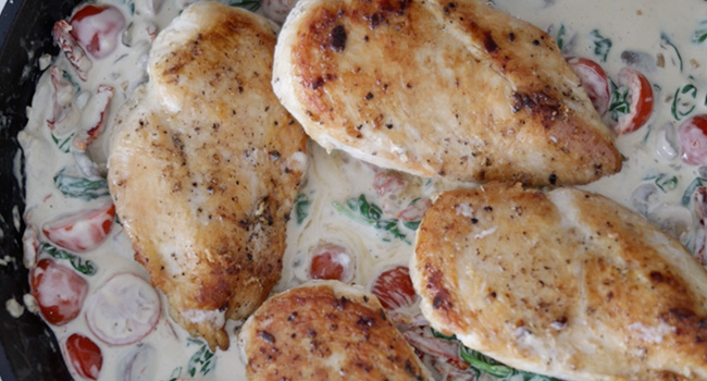 chicken breasts with a cream sauce