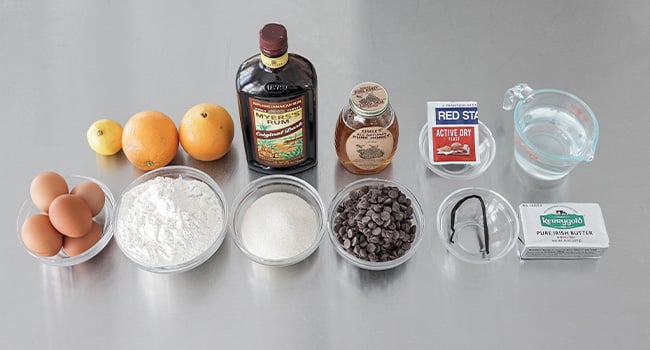 panettone ingredients