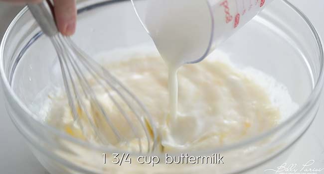 adding buttermilk to eggs