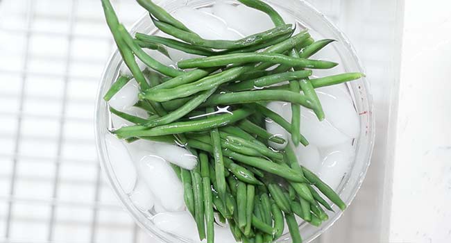 green beans to the boiling salted water