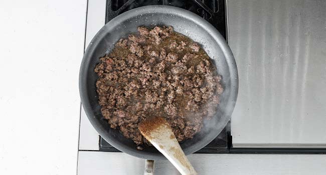 seasoned cooked ground beef