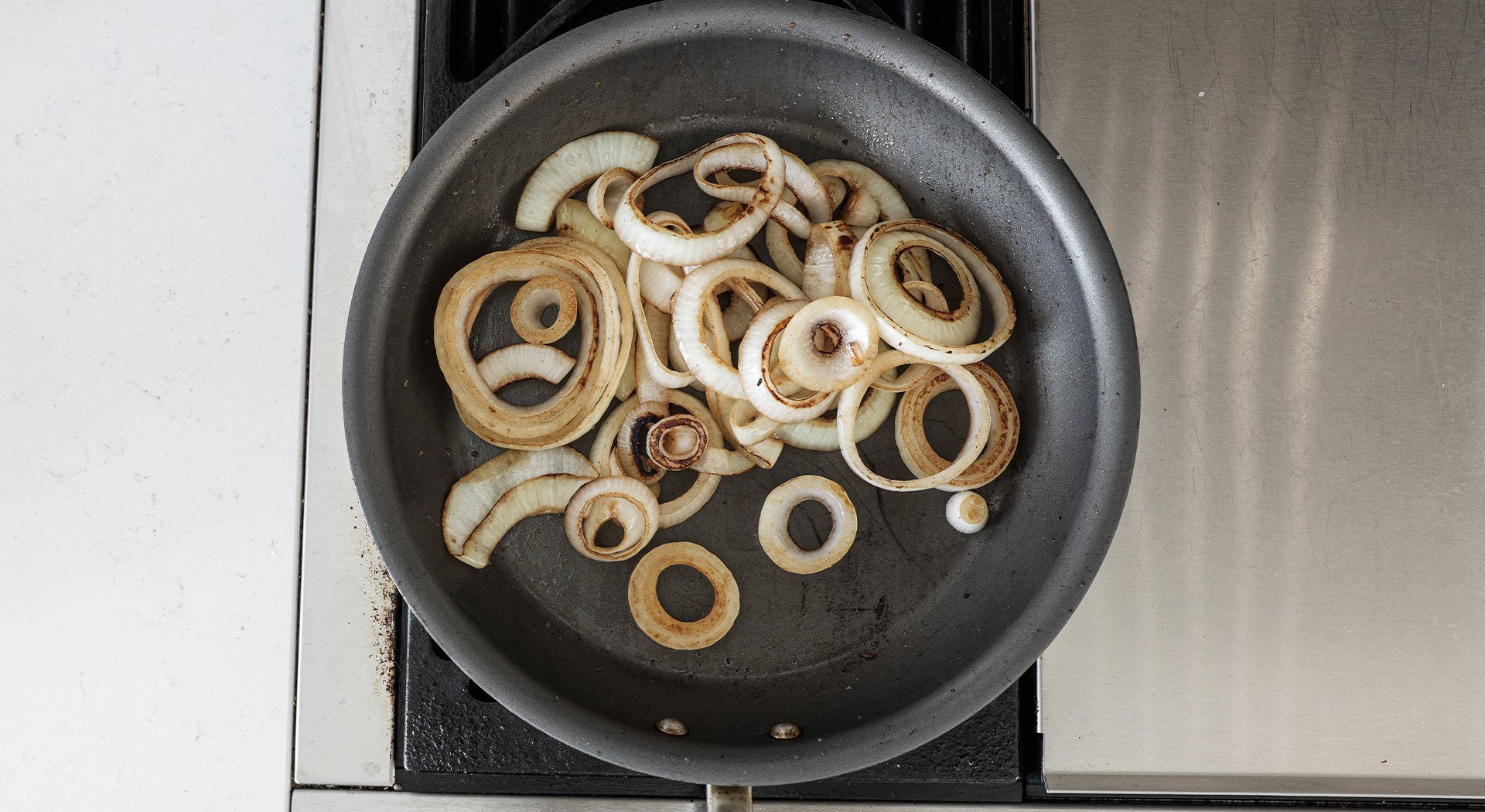Roast the onions in a pan