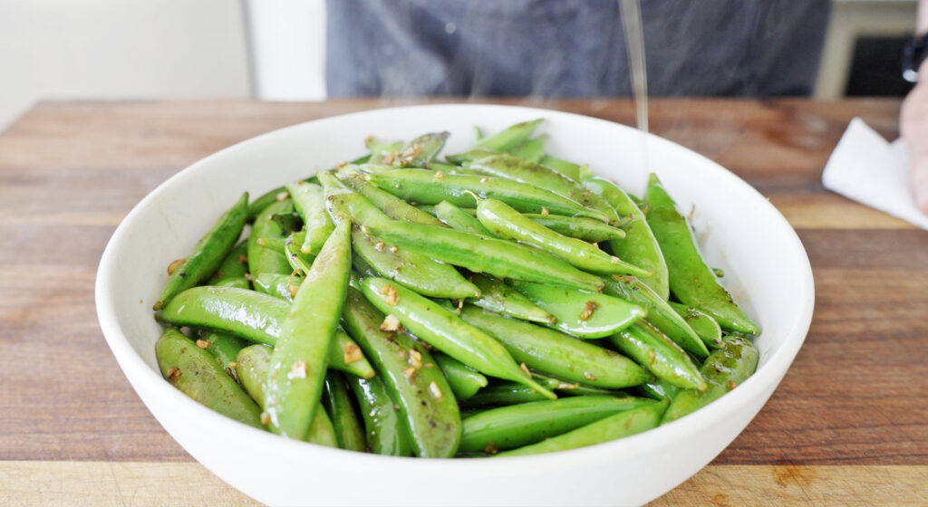 Finished peas in bowl