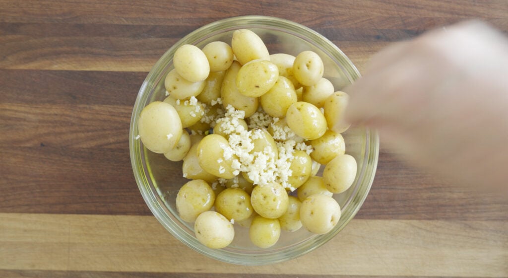 Cooked Baby potatoes in a bowl