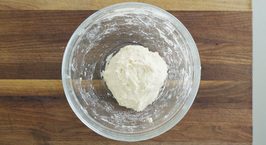 flour and water mixed together in a bowl