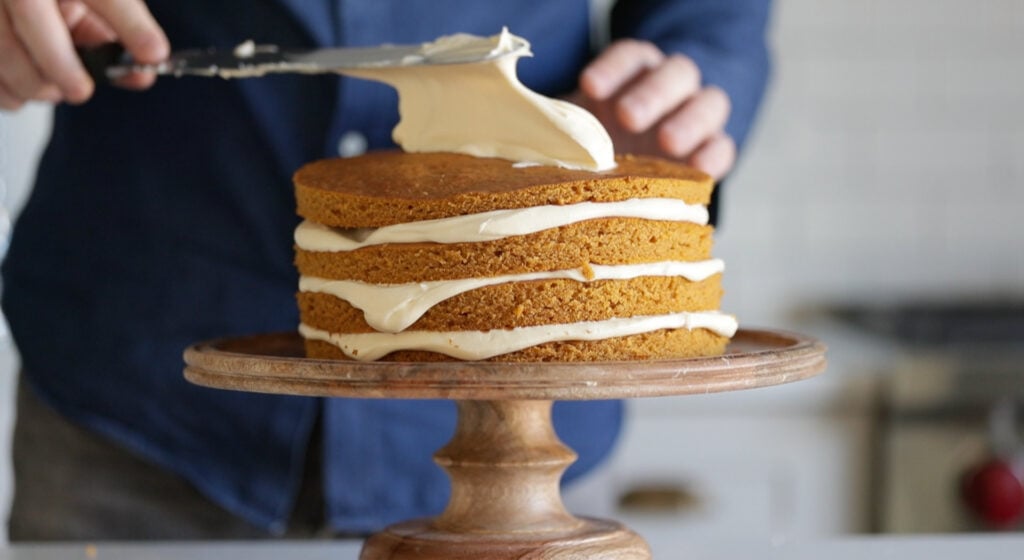 multiple cake layer and spread of frosting