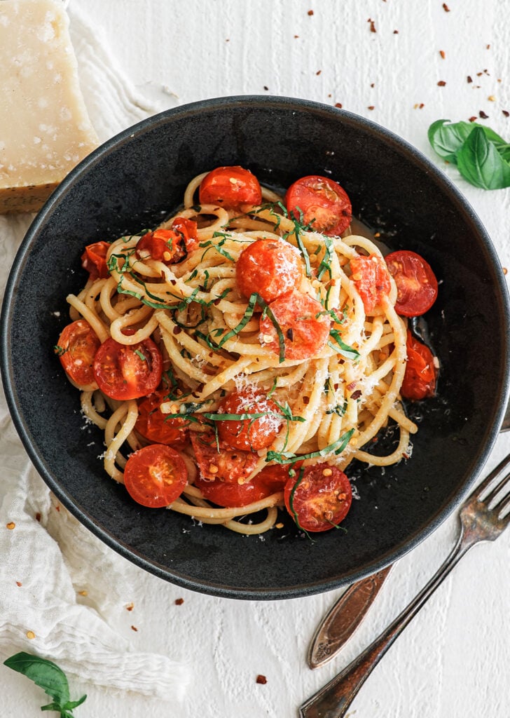 tomato basil pasta in a bowl