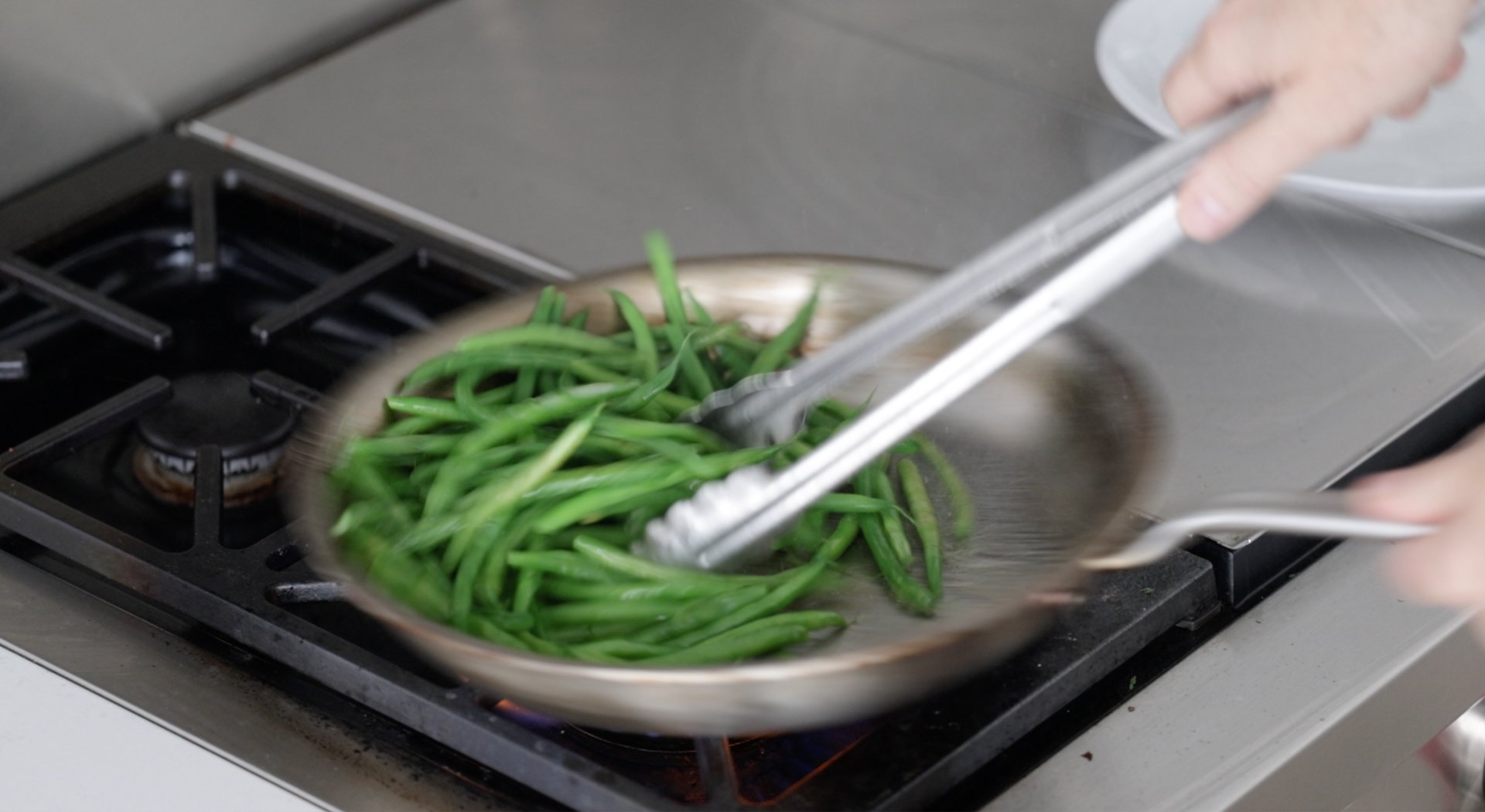sautéing green beans